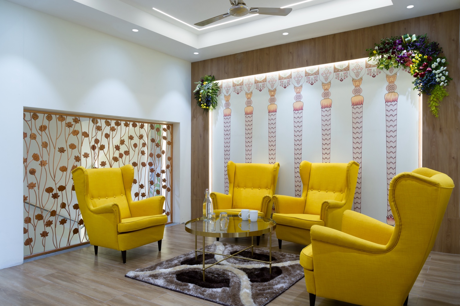Dwarka Palace guest lounge